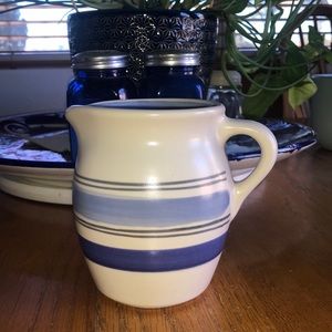 💙PFALTZGRAFF 14oz RIO Small striped PITCHER